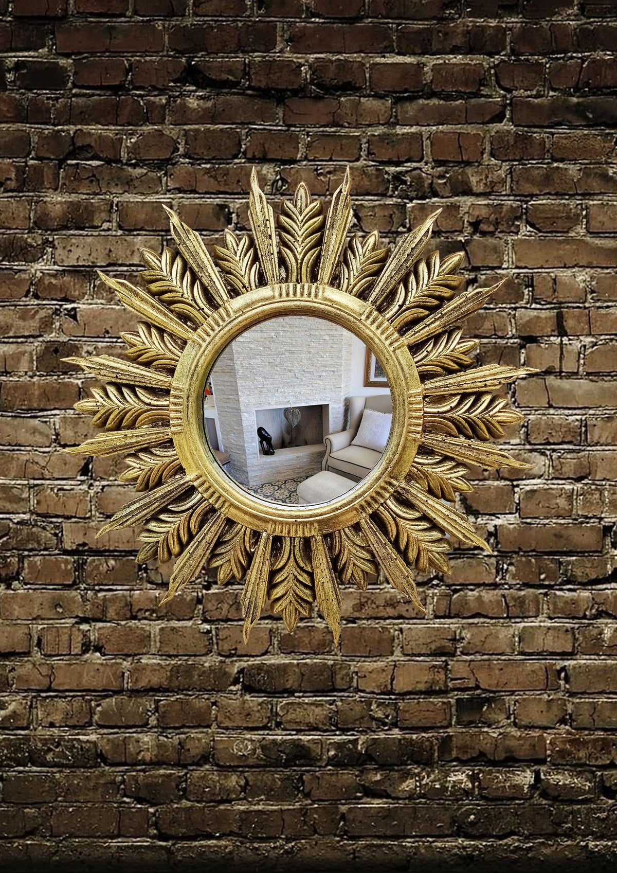 Handmade Sunburst Mirror — Brass Patina, 27×27 cm