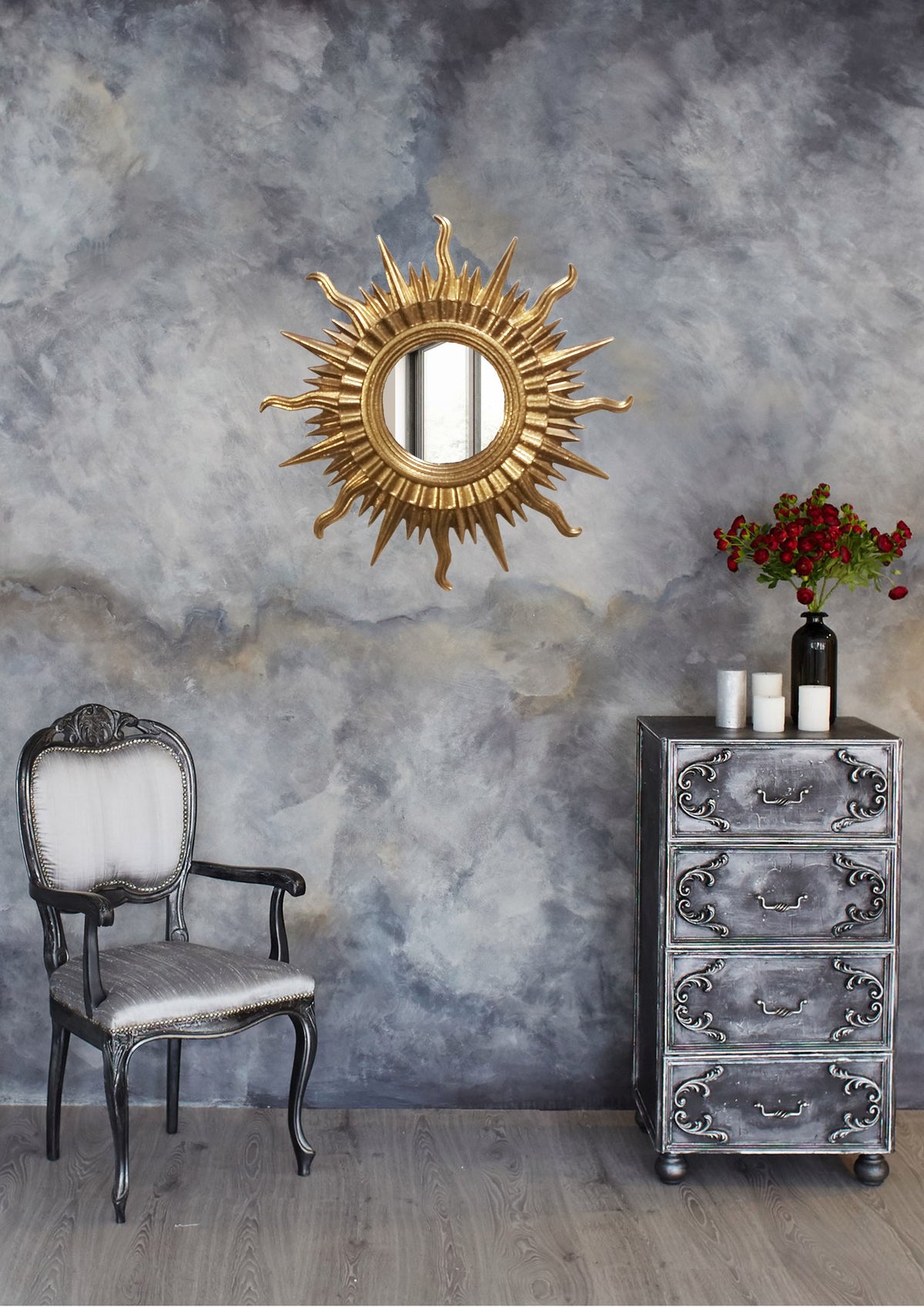Sun Wall Mirror – Gold Art Deco