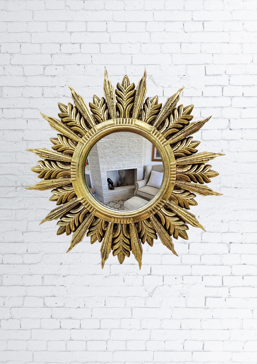 Handmade Sunburst Mirror — Brass Patina, 27×27 cm