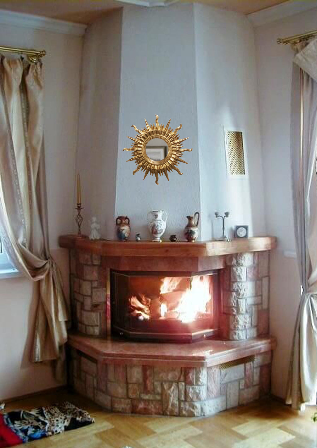 Sun Wall Mirror – Gold Art Deco