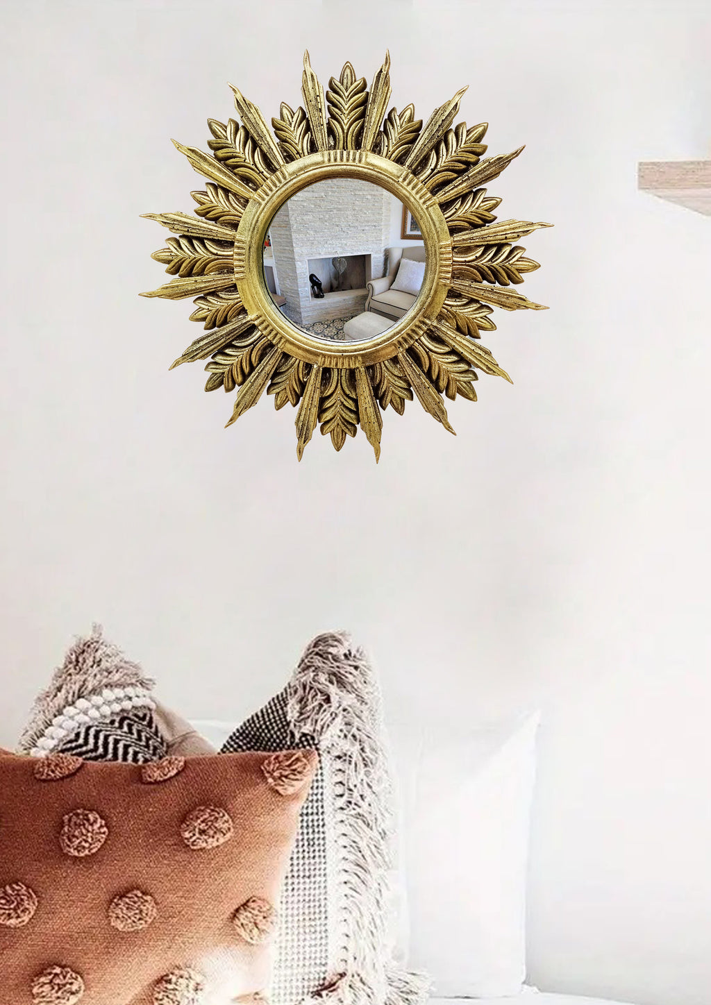 Handmade Sunburst Mirror — Brass Patina, 27×27 cm