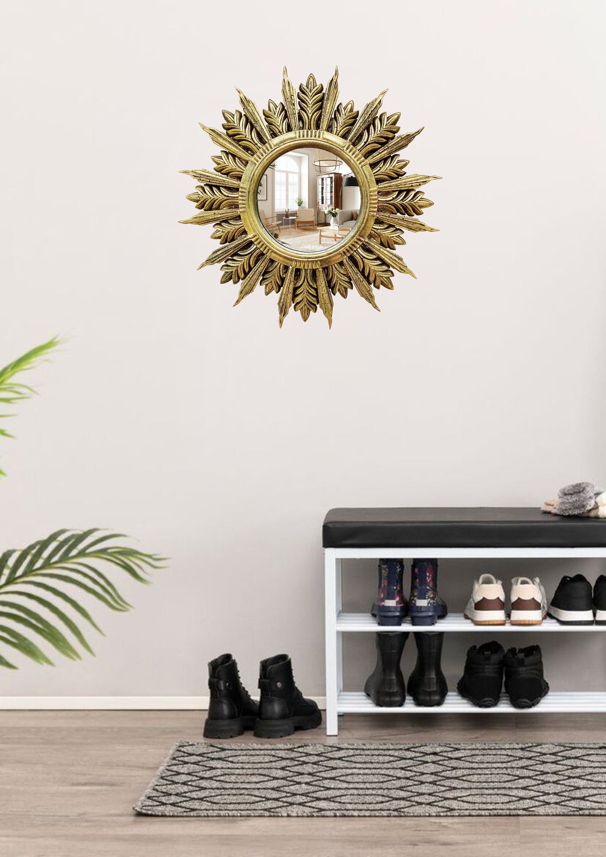 Handmade Sunburst Mirror — Brass Patina, 27×27 cm