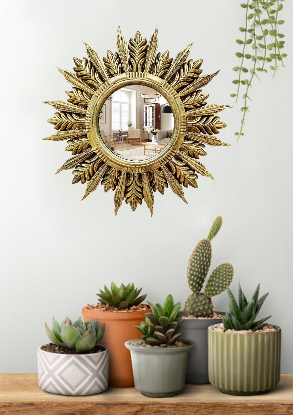 Handmade Sunburst Mirror — Brass Patina, 27×27 cm