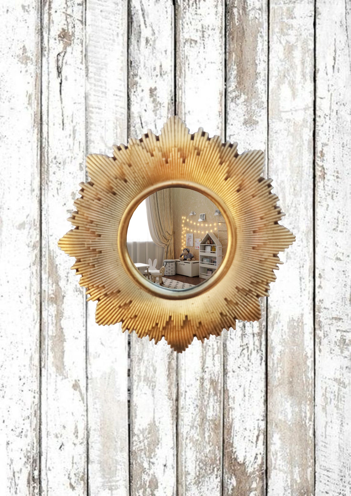 Gold Patina Sunburst Mirror – Handmade Epoxy Resin Wall Décor