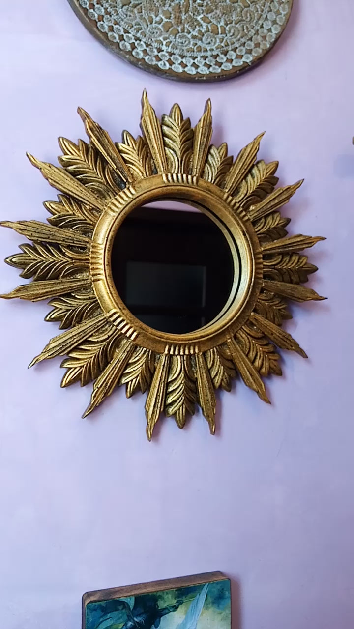 Handmade Sunburst Mirror — Antique Bronze, 27×27 cm