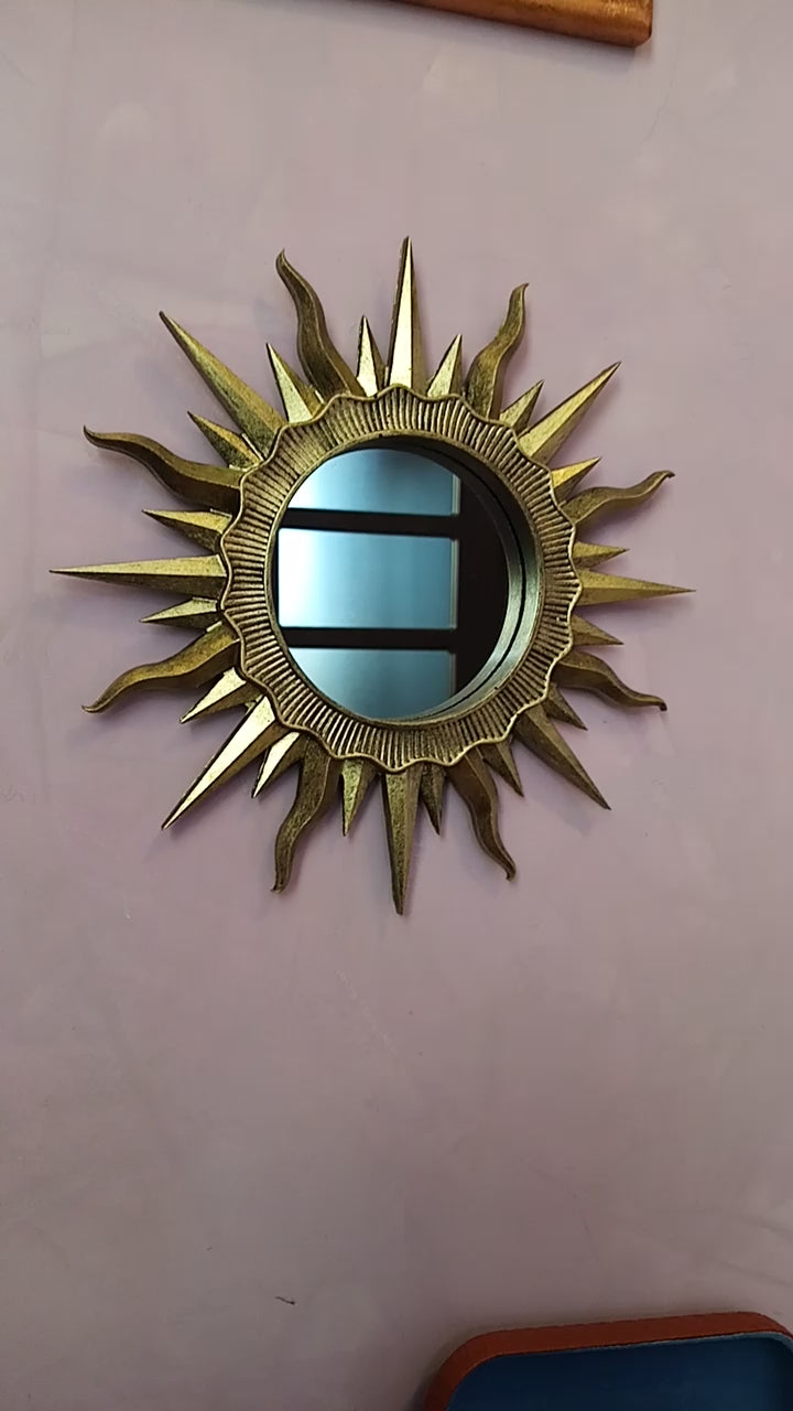 Handmade Brass Patina Sunburst Mirror — Vintage Wall Decor 24.5 cm